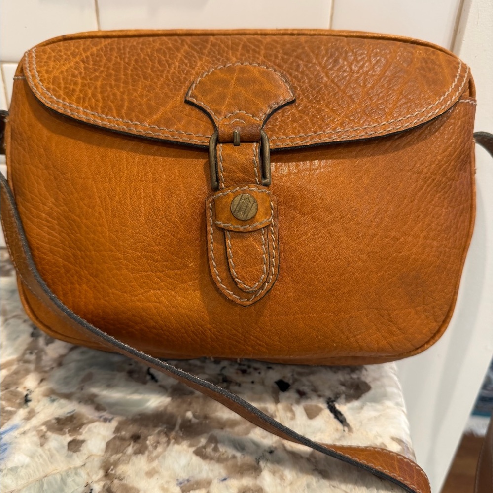 Elegant Brown Leather Crossbody Bag
